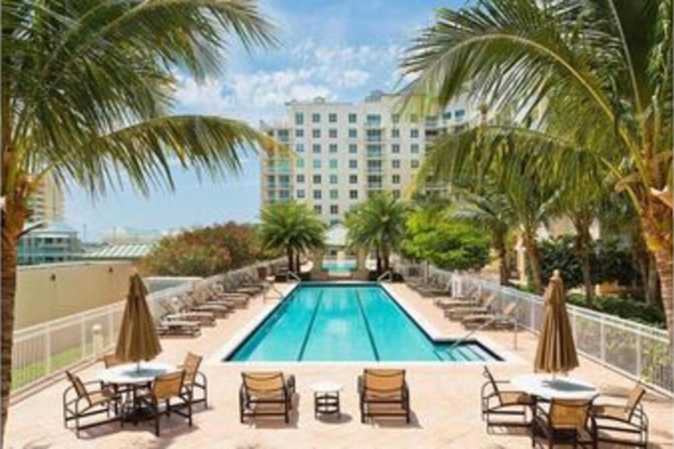 Apartment In Casa Costa Condo!Beach Pass Included 波因顿海滩 外观 照片